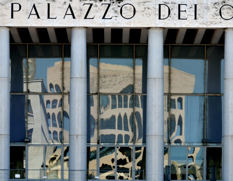 Carlo D’Orta, (Vibrazioni) Roma Eur # 91, stampa su plexiglass con fondo in dibond, stampa 2 di limited edition 3, cm 100×75