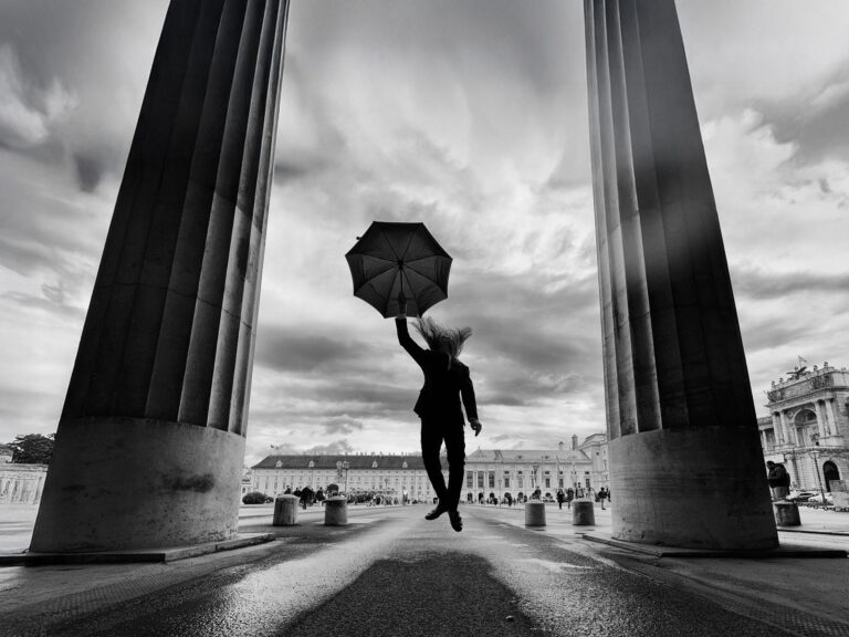 Between Sky and City